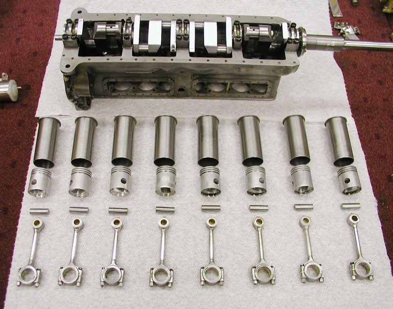 Illustration for article titled Tiny Hand-Built Duesenberg Is a Masterpiece